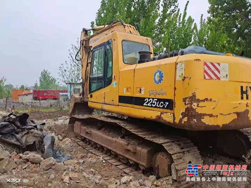 徐州市出售转让二手不详小时2008年现代R225挖掘机