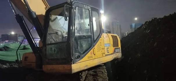 徐州市出售转让二手不详小时2018年柳工CLG922挖掘机