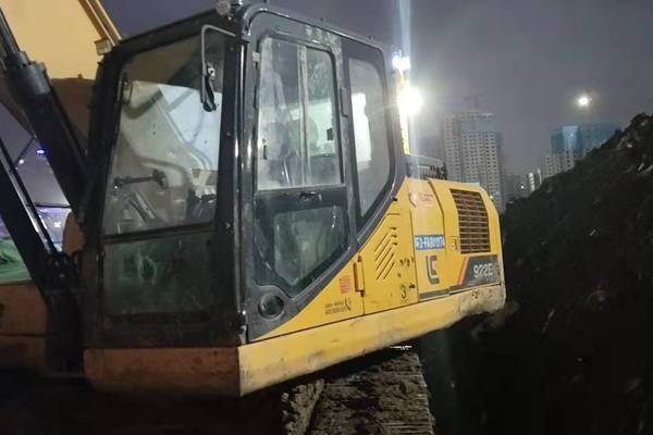 徐州市出售转让二手不详小时2018年柳工CLG922挖掘机