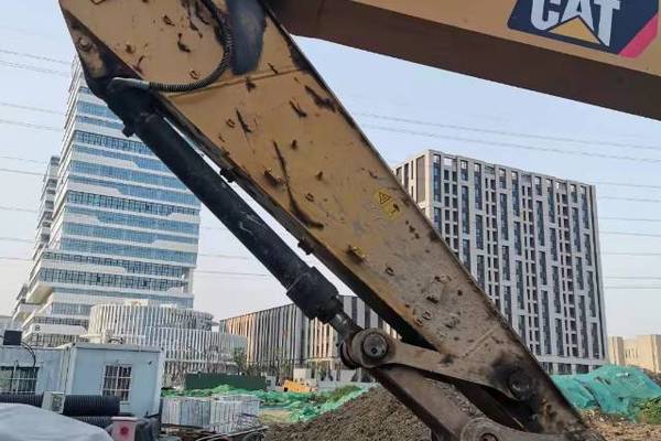 徐州市出售转让二手不详小时2018年卡特彼勒320GC挖掘机