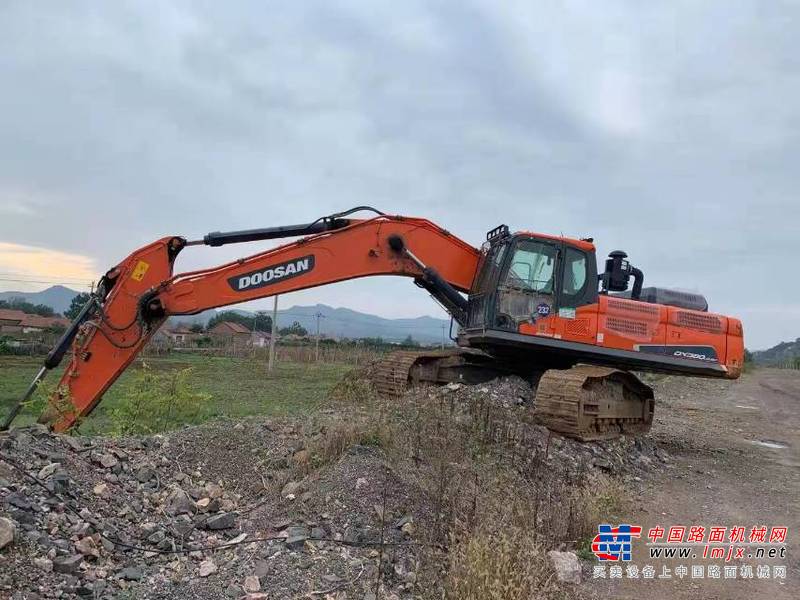 徐州市出售转让二手不详小时2019年斗山DX380挖掘机