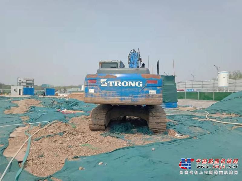 徐州市出售转让二手不详小时2013年山重建机GC208挖掘机