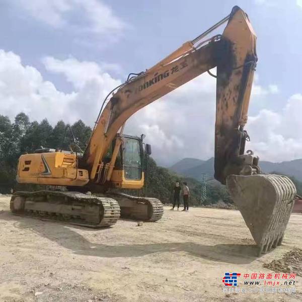 徐州市出售转让二手不详小时2016年龙工LG6225挖掘机