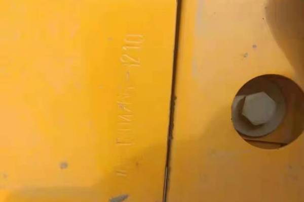徐州市出售转让二手不详小时2016年龙工LG6225挖掘机
