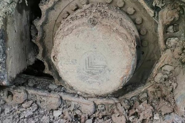 徐州市出售转让二手不详小时2012年沃尔沃EC460挖掘机
