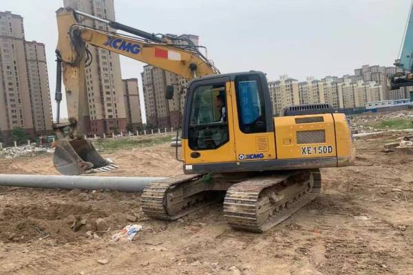 徐州市出售转让二手不详小时2018年徐工XE150挖掘机