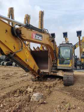 徐州市出售转让二手不详小时--年徐工XE215D挖掘机