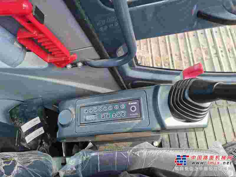 徐州市出售转让二手不详小时--年徐工XE75D挖掘机