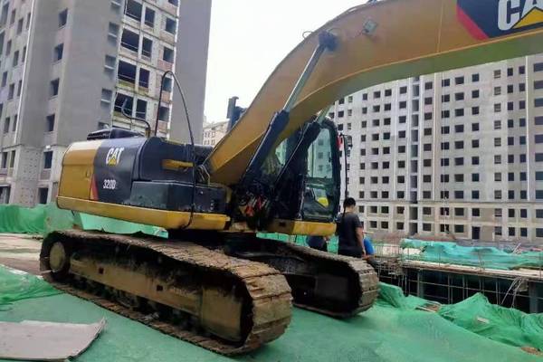 徐州市出售转让二手不详小时2016年卡特彼勒320D2挖掘机