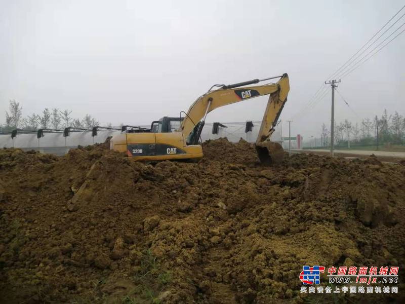 徐州市出售转让二手不详小时2011年卡特彼勒320D挖掘机