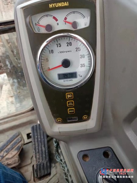 徐州市出售转让二手不详小时2015年现代R60挖掘机