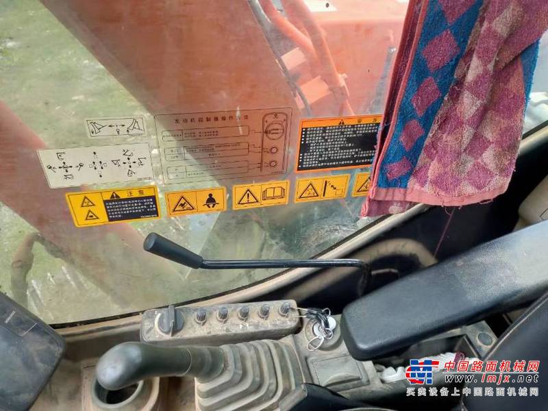 徐州市出售转让二手不详小时2015年日立EX70挖掘机