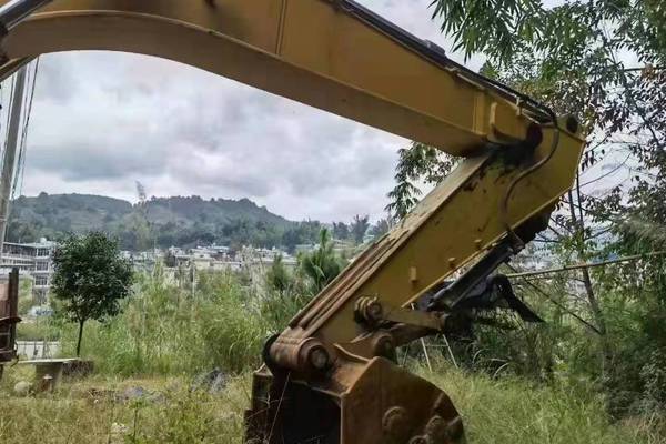 徐州市出售转让二手不详小时2018年徐工XE370D挖掘机