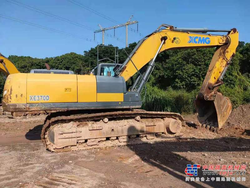 徐州市出售转让二手不详小时2018年徐工XE370D挖掘机