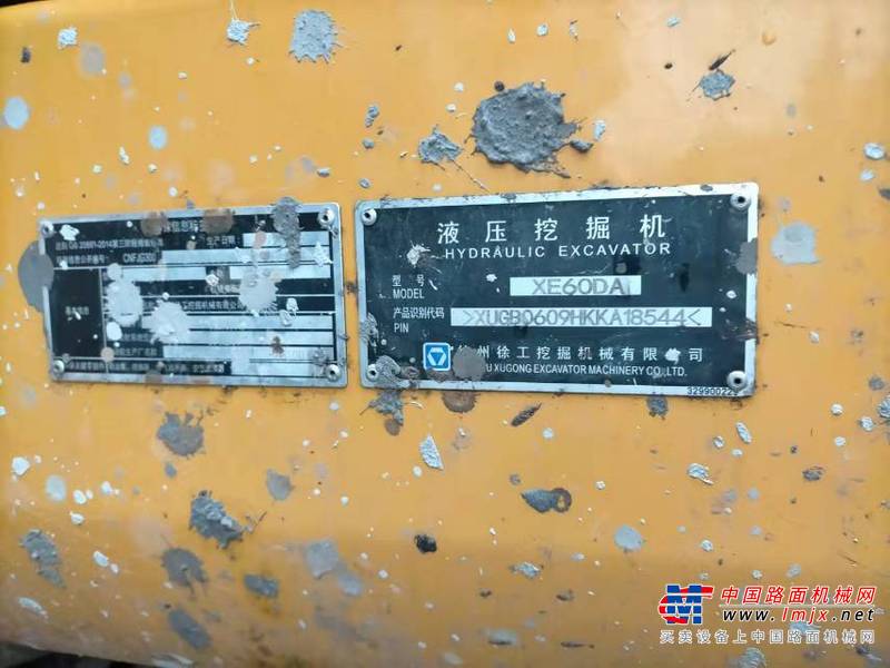徐州市出售转让二手不详小时2018年徐工XE60DA挖掘机