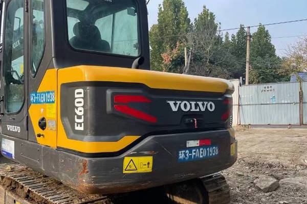 徐州市出售转让二手不详小时2019年沃尔沃EC55挖掘机