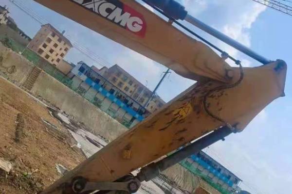 徐州市出售转让二手不详小时2021年徐工XE200D挖掘机