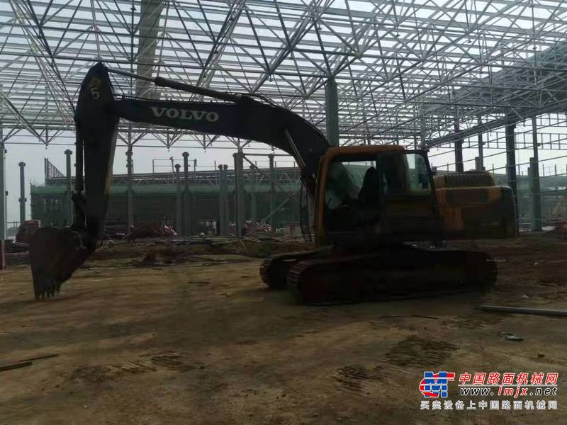 徐州市出售转让二手不详小时2013年沃尔沃EC210挖掘机