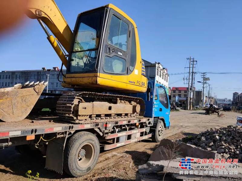 徐州市出售转让二手不详小时2009年小松PC60-7挖掘机