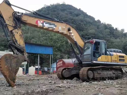徐州市出售转让二手不详小时2019年徐工XE370D挖掘机