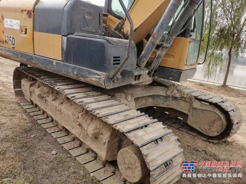 徐州市出售转让二手不详小时2018年徐工XE135挖掘机