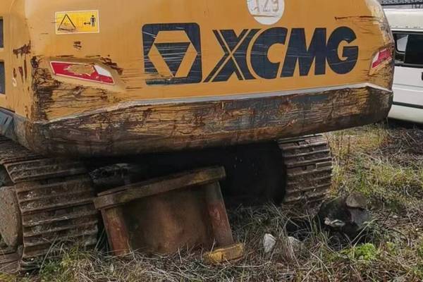 徐州市出售转让二手不详小时2019年徐工XE370D挖掘机