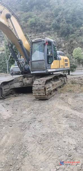 徐州市出售转让二手不详小时2019年徐工XE370D挖掘机