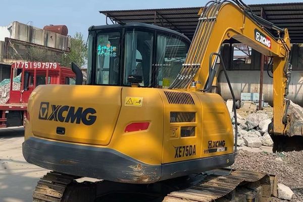 徐州市出售转让二手不详小时2020年徐工XE75DA挖掘机