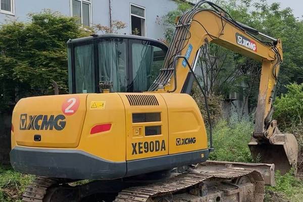 徐州市出售转让二手不详小时2019年徐工XE75DA挖掘机