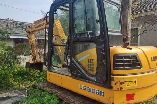 徐州市出售转让二手不详小时2019年龙工LG6060挖掘机