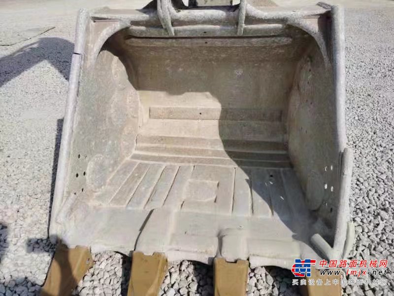 徐州市出售转让二手不详小时2018年斗山DX260挖掘机