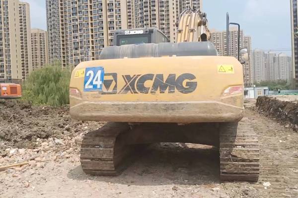 徐州市出售转让二手不详小时2019年徐工XE215D挖掘机