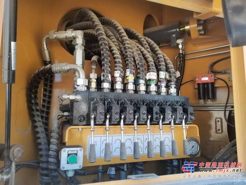 徐州市出售转让二手不详小时2020年徐工HB62V泵车