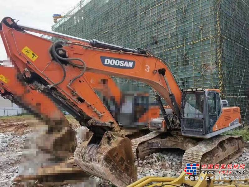 徐州市出售转让二手不详小时2019年斗山DX380挖掘机