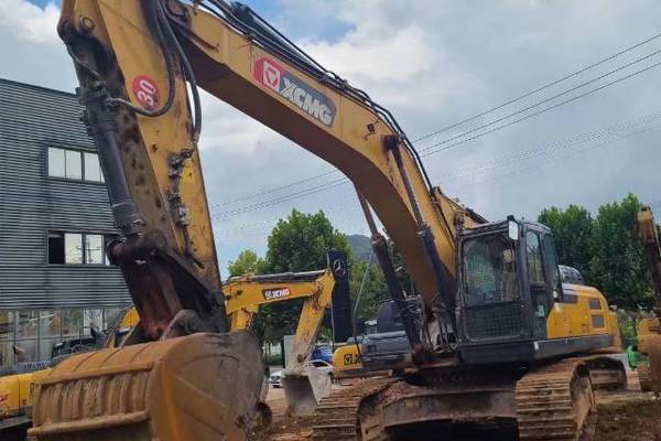 徐州市出售转让二手不详小时2020年徐工XE370D挖掘机