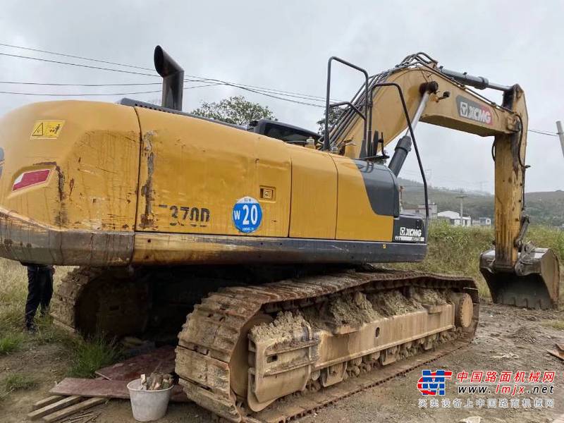 徐州市出售转让二手不详小时2020年徐工XE370D挖掘机