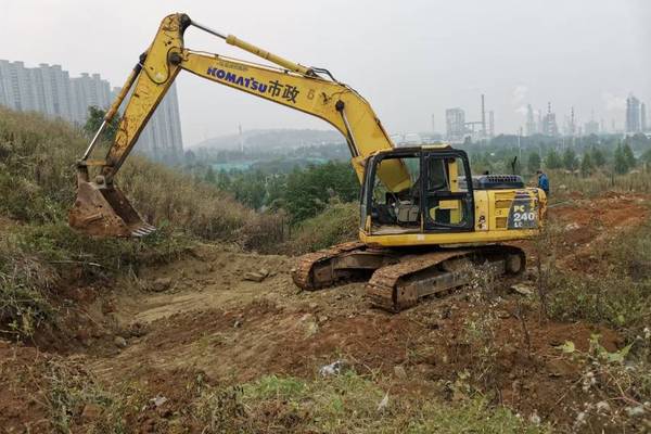 徐州市出售转让二手不详小时2009年小松PC210-8挖掘机