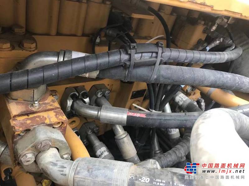 徐州市出售转让二手不详小时2017年卡特彼勒349D2挖掘机