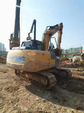 徐州市出售转让二手不详小时2017年徐工XE135挖掘机