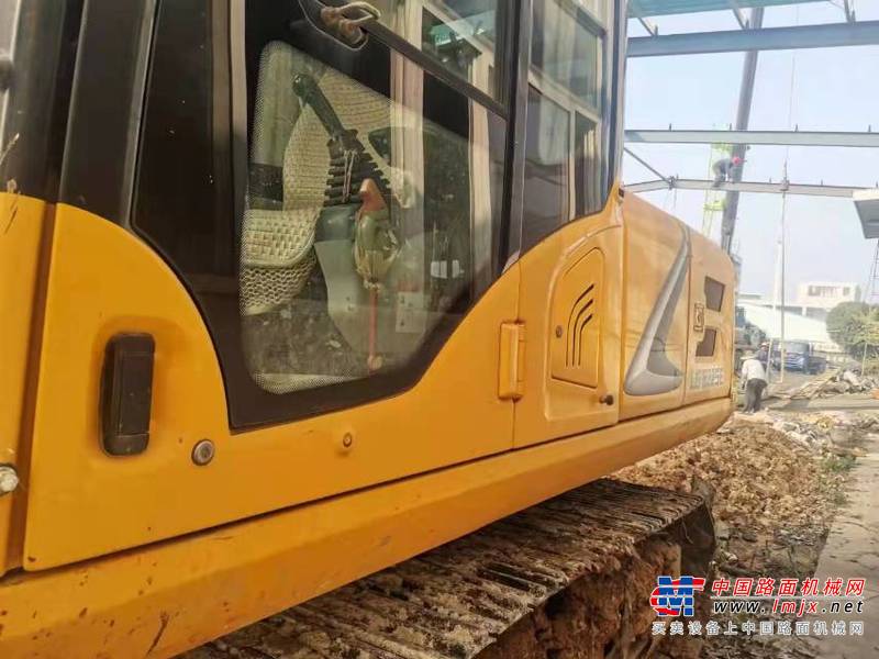 徐州市出售转让二手不详小时2017年龙工LG6225挖掘机