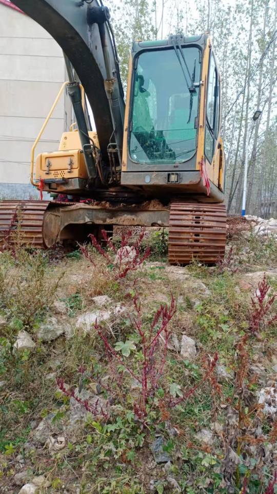徐州市出售转让二手不详小时2013年沃尔沃EC140挖掘机