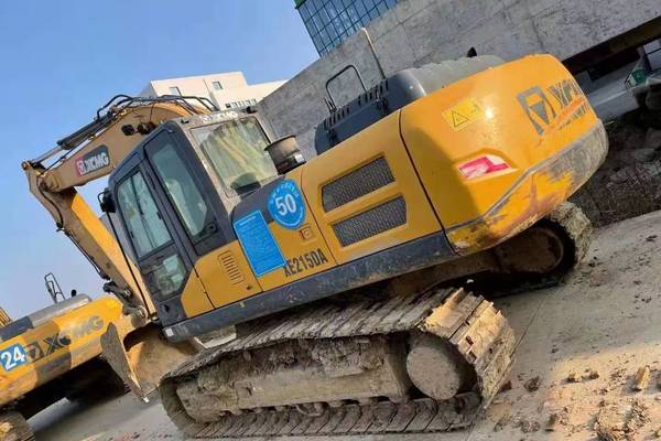 徐州市出售转让二手不详小时2019年徐工XE215D挖掘机