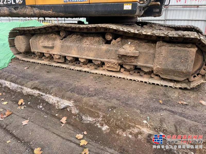 徐州市出售转让二手不详小时2019年现代R225挖掘机