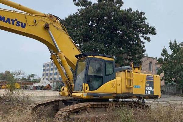 徐州市出售转让二手不详小时2014年小松PC650挖掘机