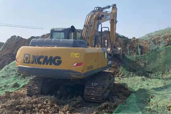 徐州市出售转让二手不详小时2021年徐工XE200D挖掘机