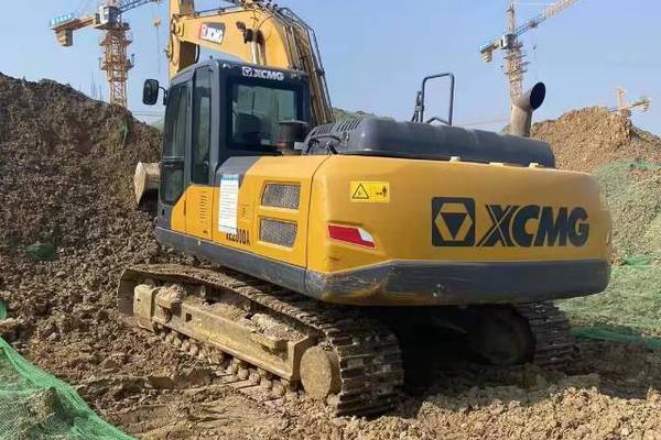徐州市出售转让二手不详小时2021年徐工XE200D挖掘机