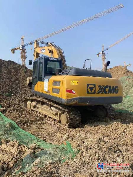 徐州市出售转让二手不详小时2021年徐工XE200D挖掘机