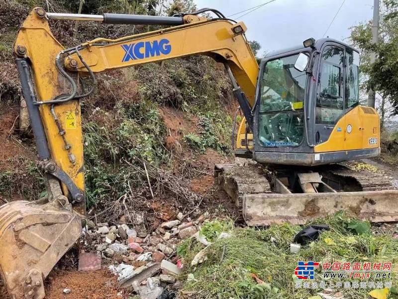 徐州市出售转让二手不详小时2018年徐工XE75挖掘机