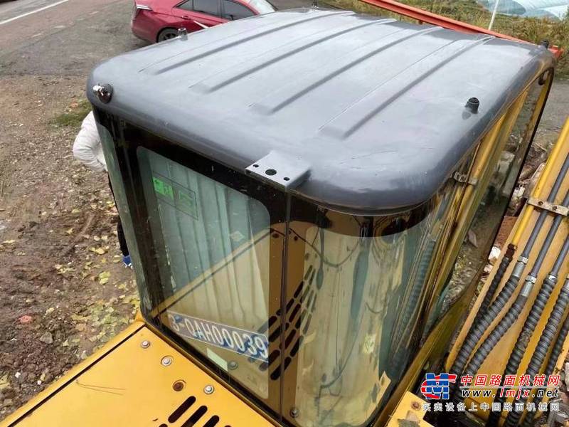 徐州市出售转让二手不详小时2018年徐工XE75挖掘机