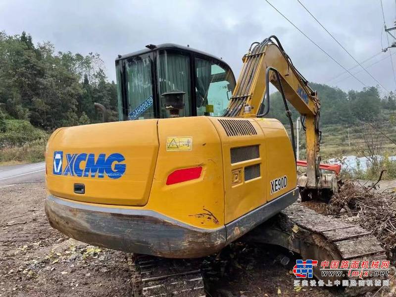 徐州市出售转让二手不详小时2018年徐工XE75挖掘机